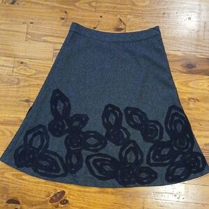 Boden Gray And Black Wool Skirt with appliques and embroidery